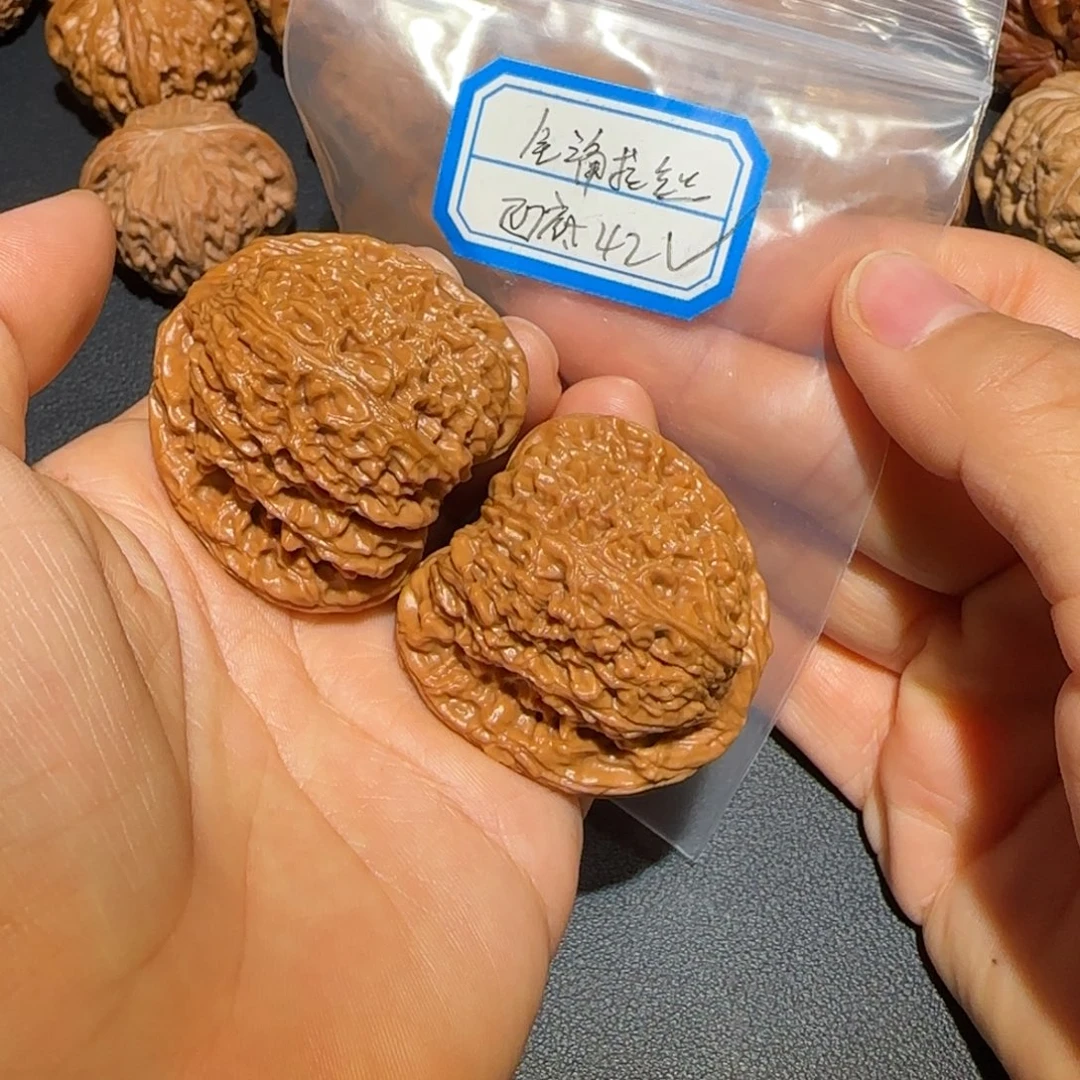 把件文玩核桃飞飞飞飞
