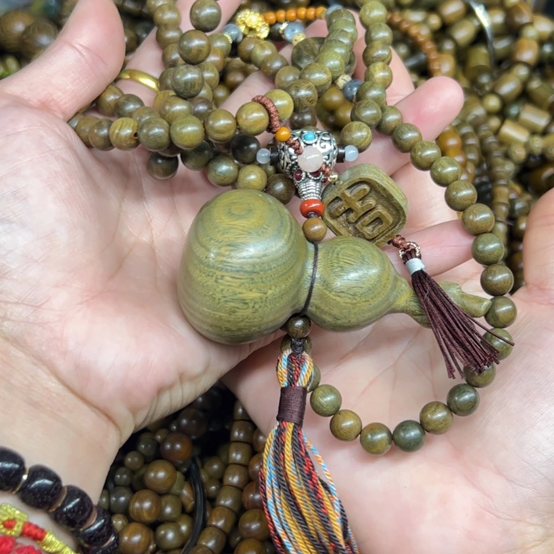 无事牌维腊木（绿檀）