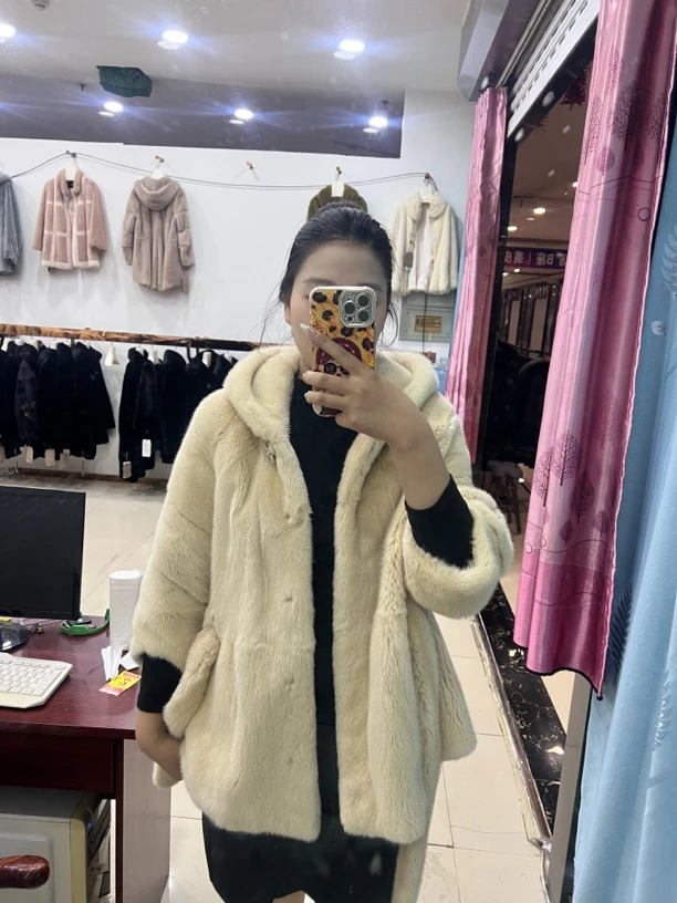 黄色女士短款外套