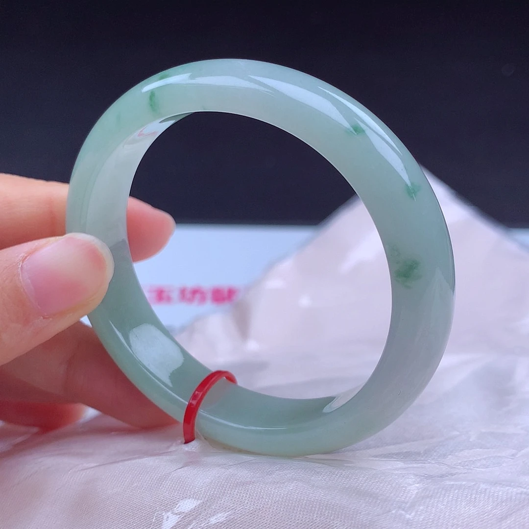 未镶嵌手镯（贵妃镯）翡翠001771