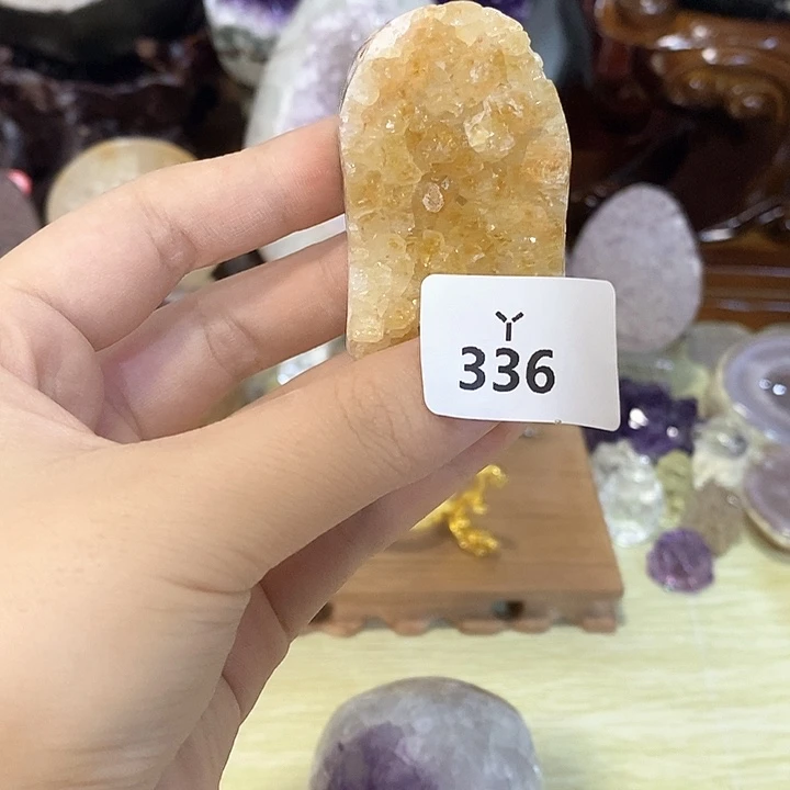 未镶嵌水晶大型摆件（非配饰）