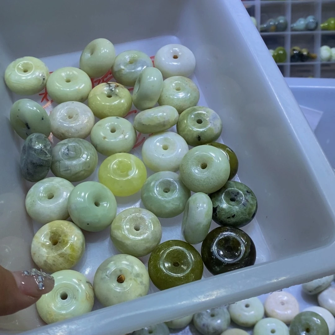 合金蛇纹石玉颈饰276