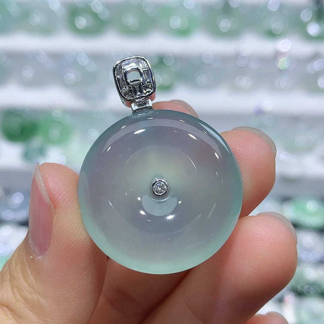 吊坠(不含链)未镶嵌翡翠