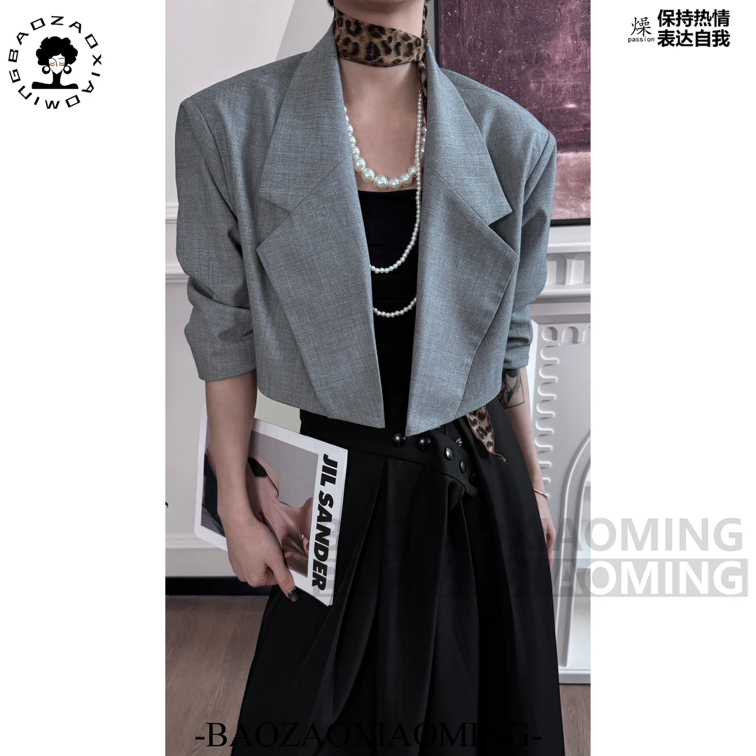 暴躁小明  气质小短款西装外套女夏季薄款百搭立体裁剪上衣/D168