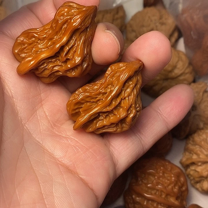 文玩核桃把件小鸟