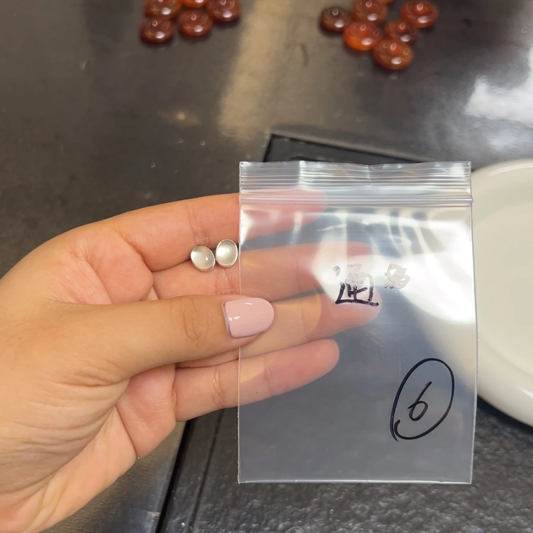 水晶珠宝半成品未镶嵌1对