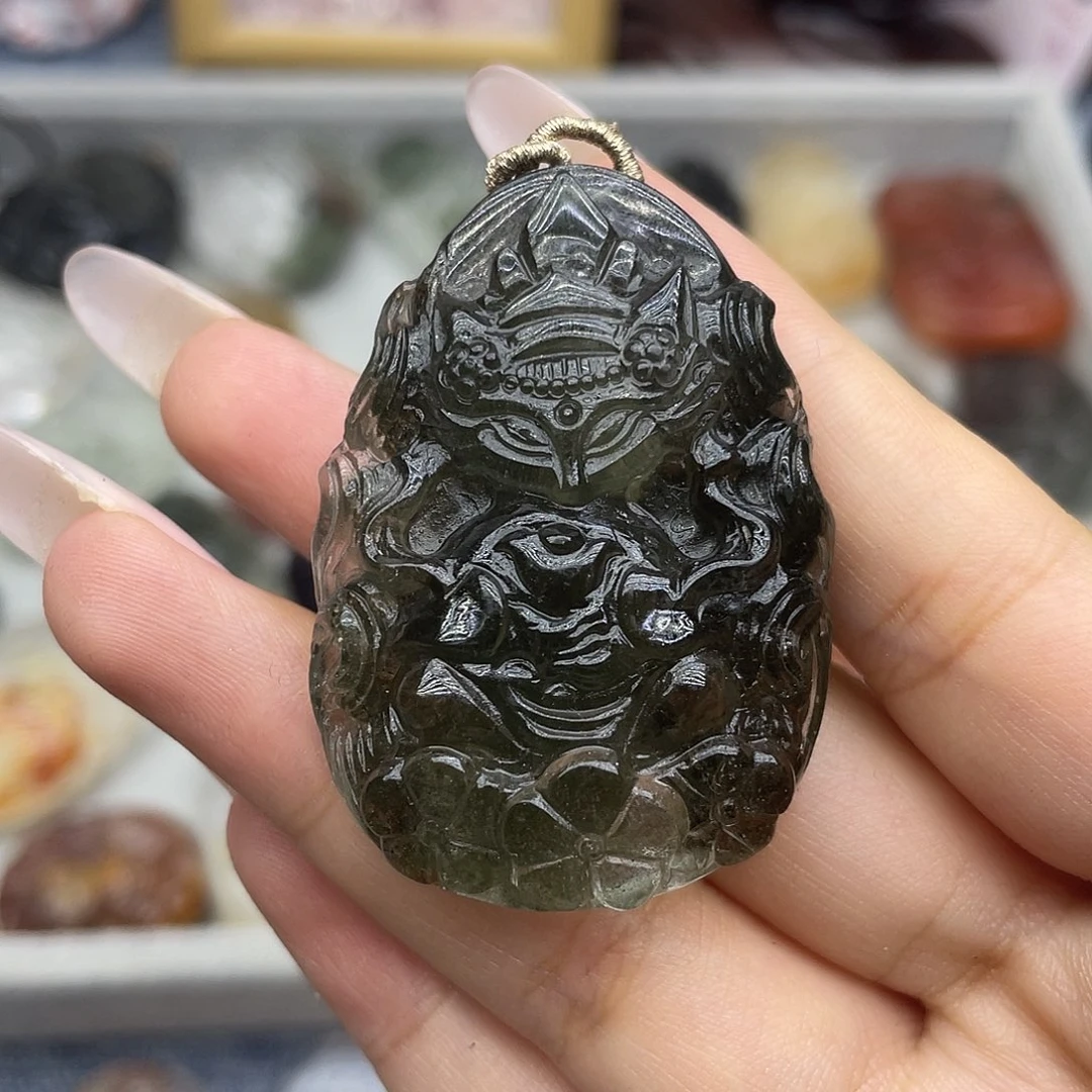 颈饰未镶嵌水晶天然