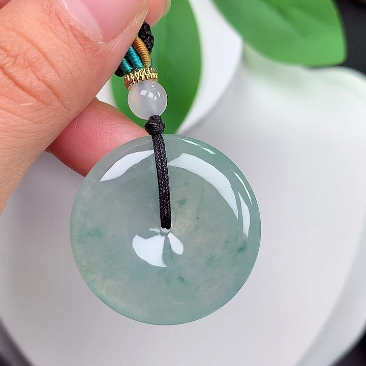 颈饰未镶嵌翡翠平安扣30.1x5.3mm