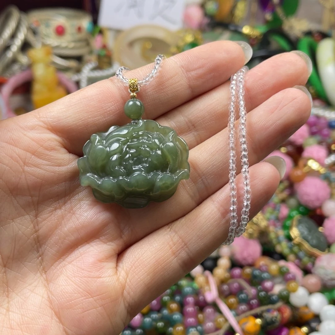 琉璃手工艺品向**放