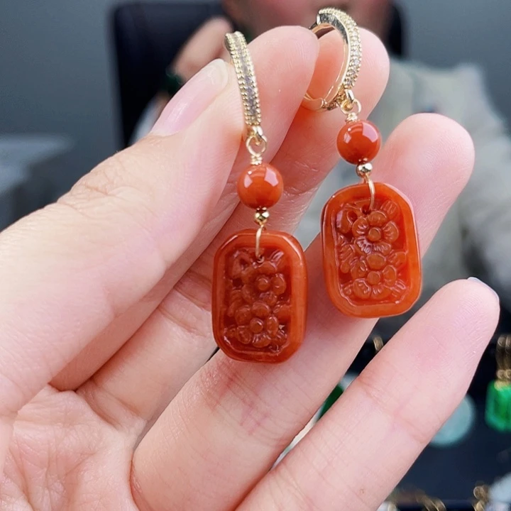 翡翠耳饰未镶嵌饰品