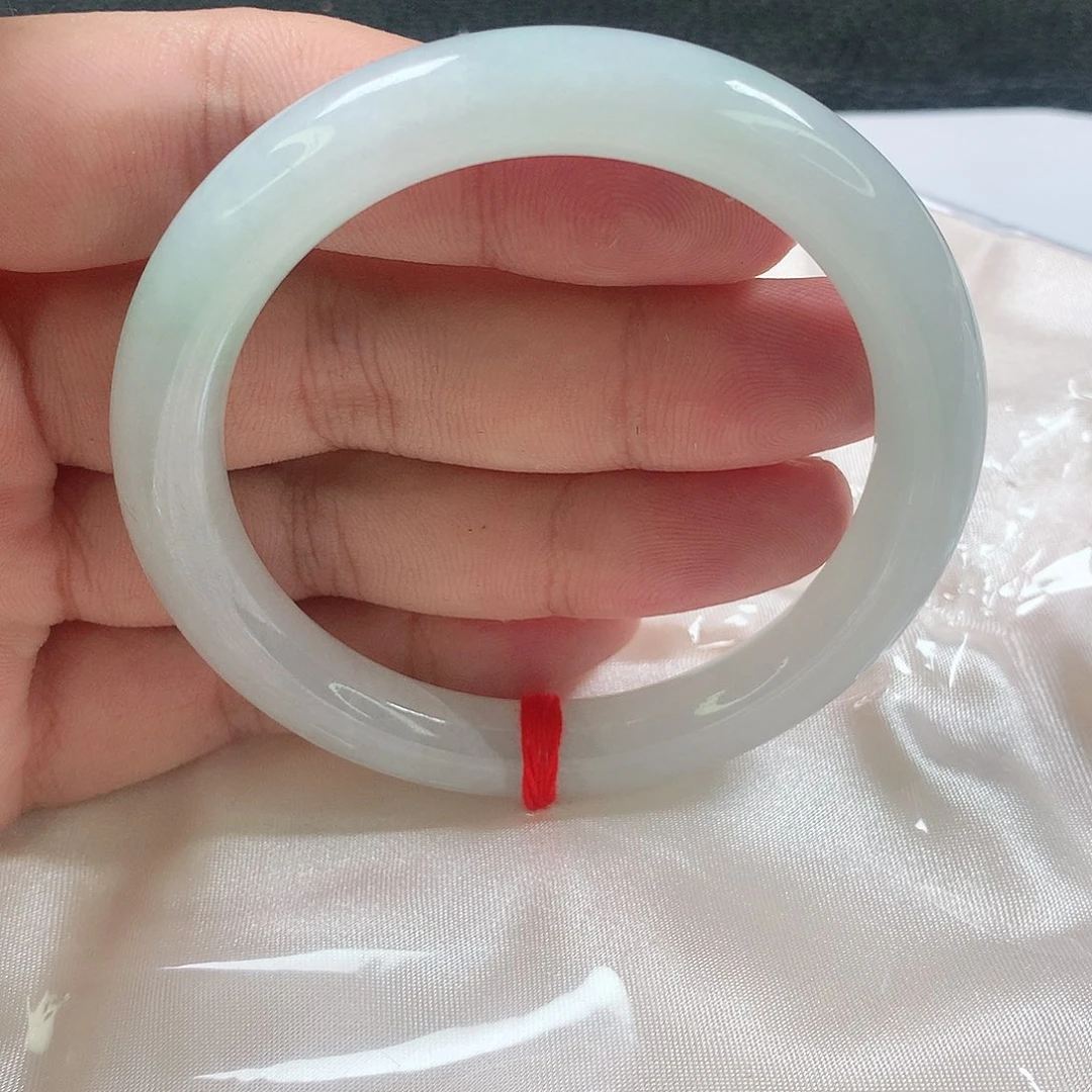 翡翠手镯（圆镯）未镶嵌350号