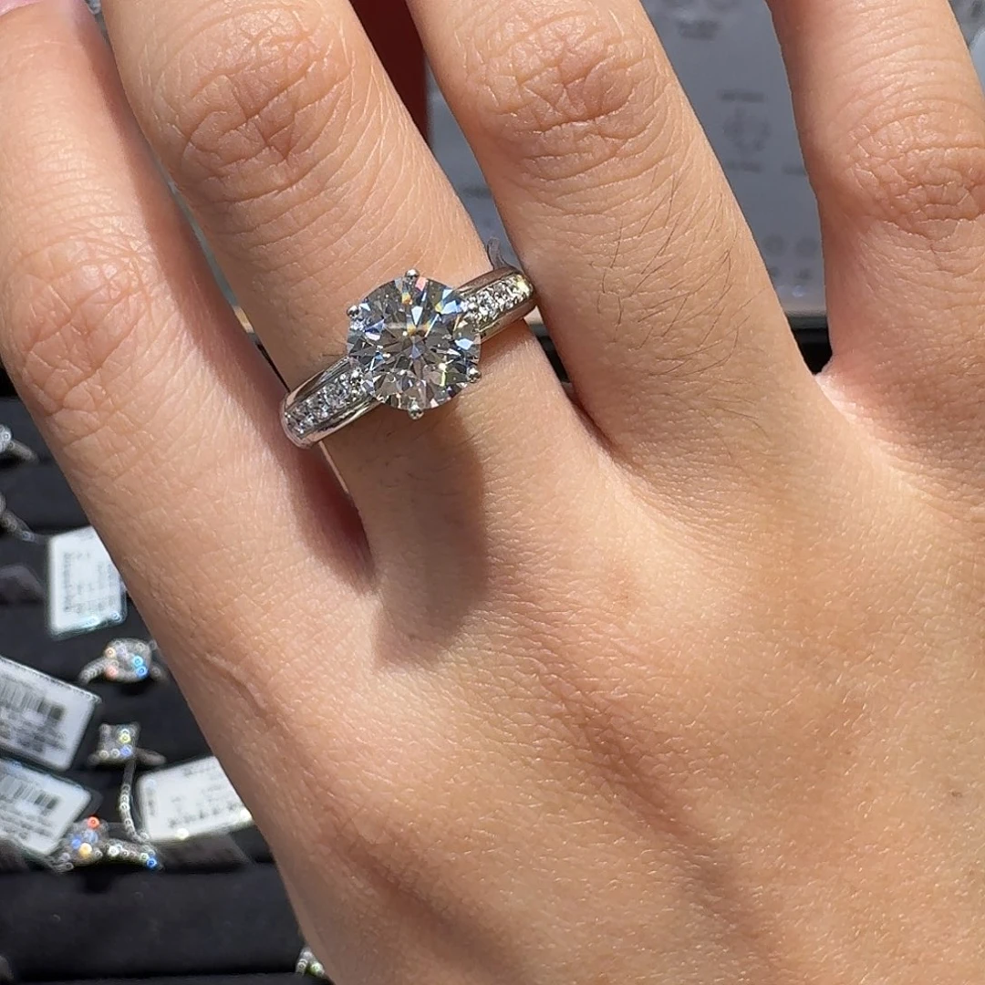 实验室培育钻石铂Pt950镶嵌