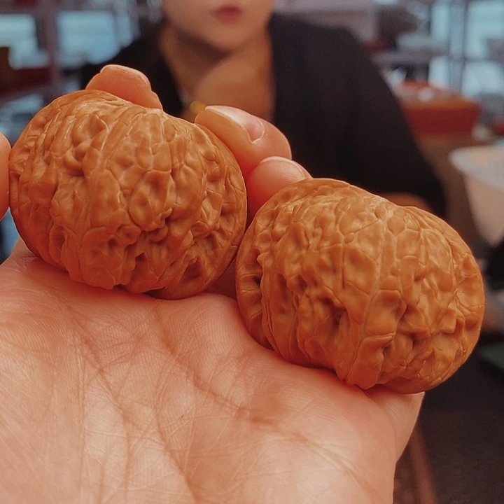 核桃42尺磨盘核桃