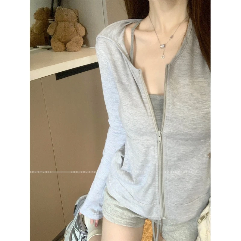 设计感灰色薄款开衫外套拉链防晒衣女秋夏修身慵懒风休闲百搭上衣