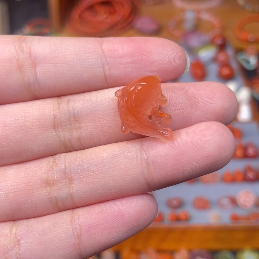 未镶嵌锦鲤小鱼南红玛瑙