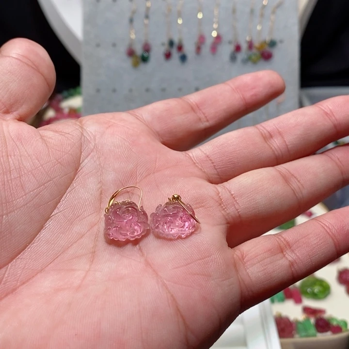 碧玺碧玺耳钩18K金镶嵌是***～碧玺耳钩