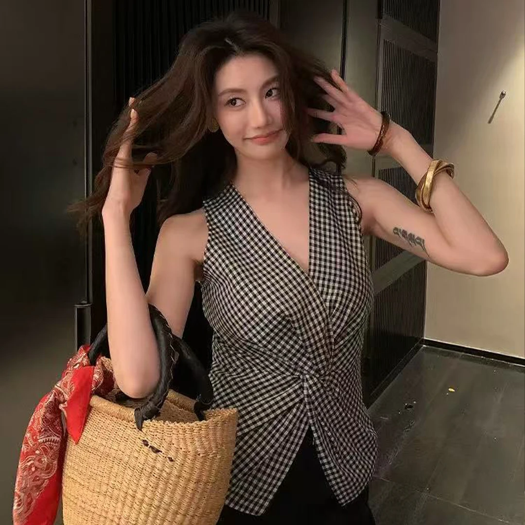 复古港风黑白格子无袖马甲女款2025夏季新款高端洋气修身显瘦上衣