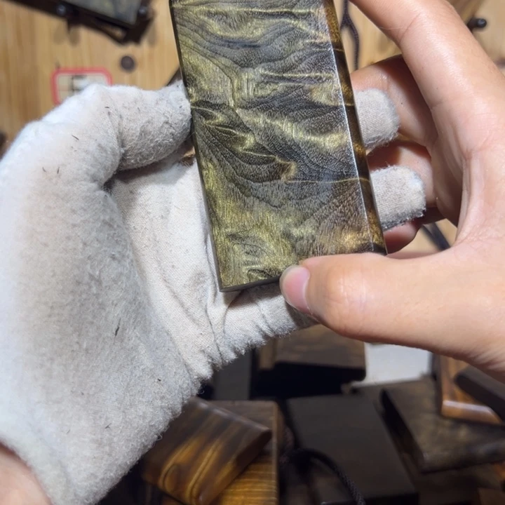敷***应小叶桢楠无事牌挂牌