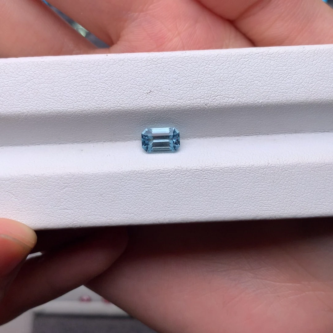 裸石海蓝宝石1.04ct