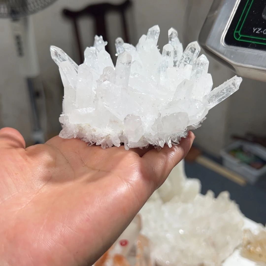 向***兔未镶嵌珠宝半成品水晶