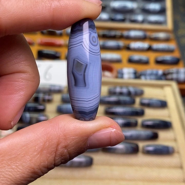 未镶嵌玛瑙/玉髓珠宝半成品辣***f