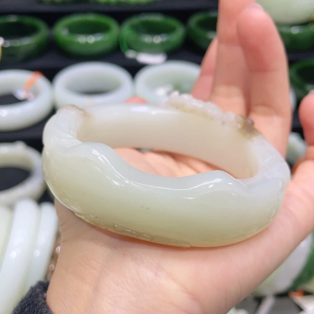 未镶嵌手镯和田玉小**米94