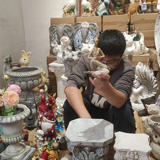 合成树脂瑜伽女孩摆件