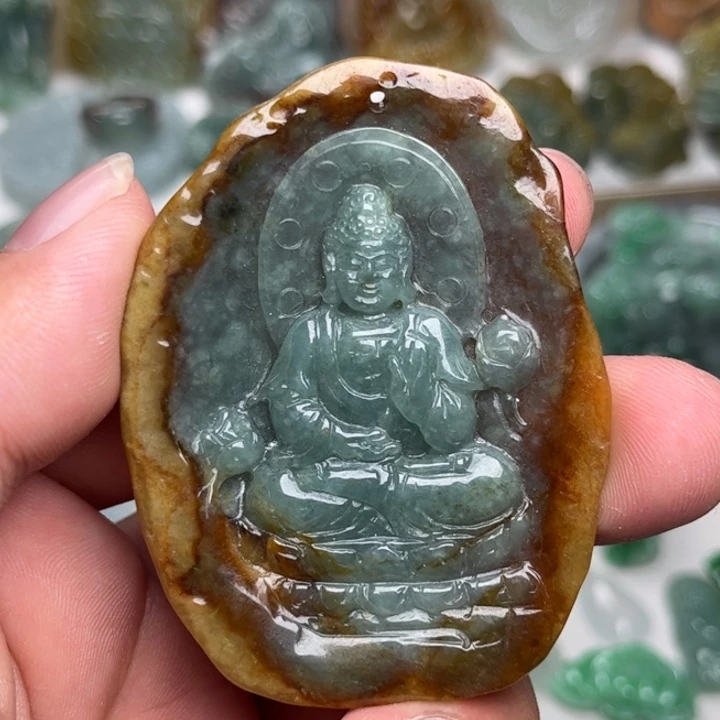 翡翠未镶嵌颈饰阿米