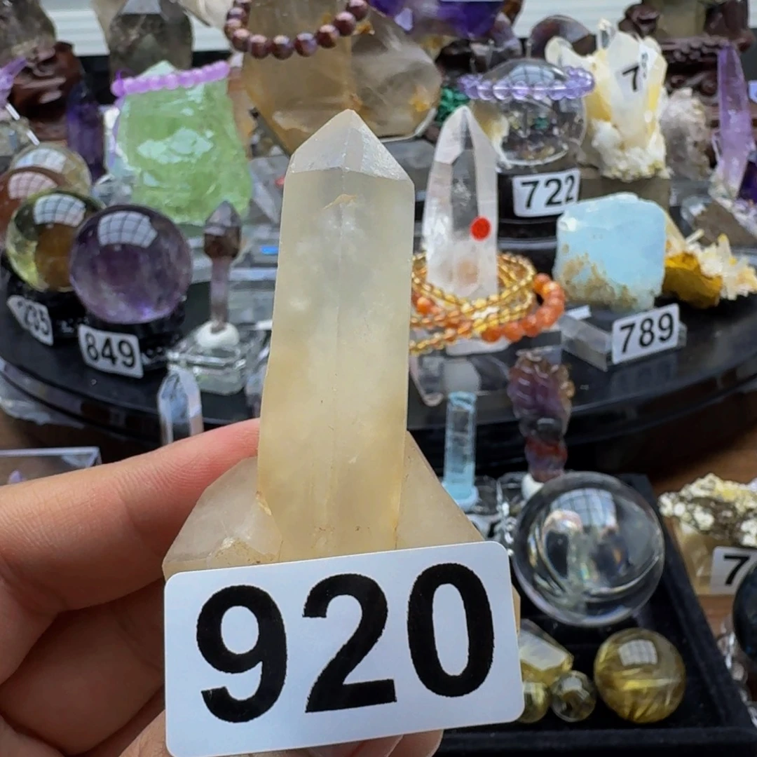 未镶嵌珠宝半成品水晶