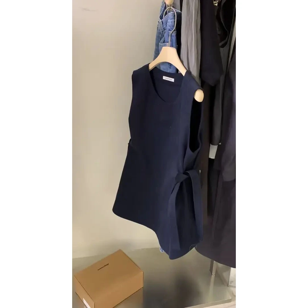 韩系老钱风穿搭套头圆领设计小众系带纽扣无袖衬衣背心上衣夏季