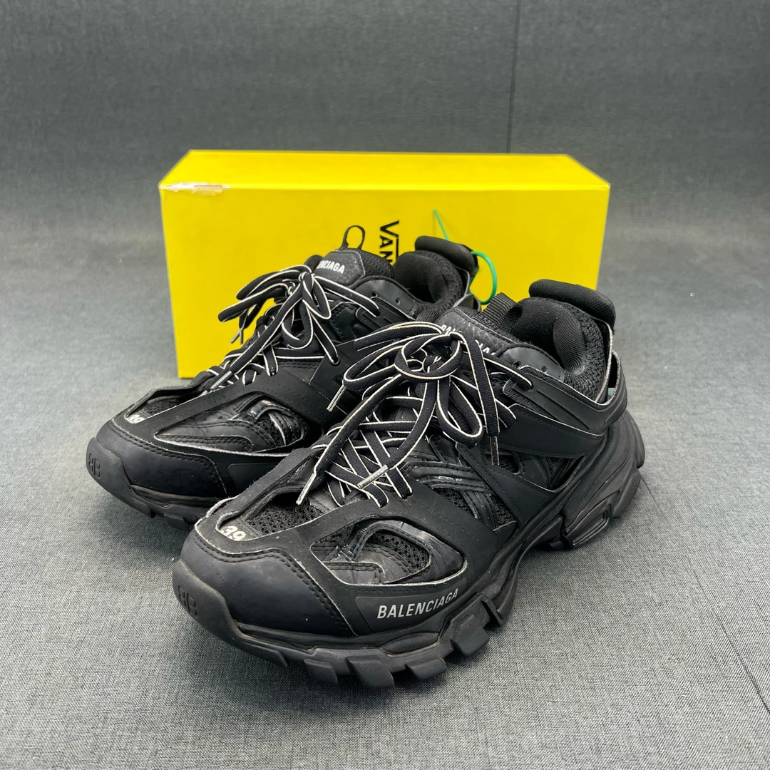 95新 Balenciaga/巴黎世家 39码 track黑 二手 原盒 内侧瑕疵