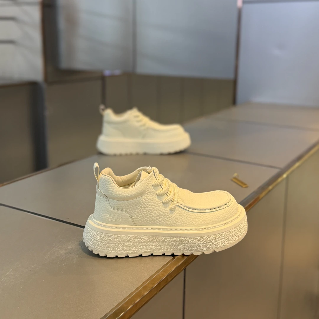 秋冬新款男鞋轻奢百搭小众潮鞋国潮网红爆款男士鞋子加绒棉鞋网红