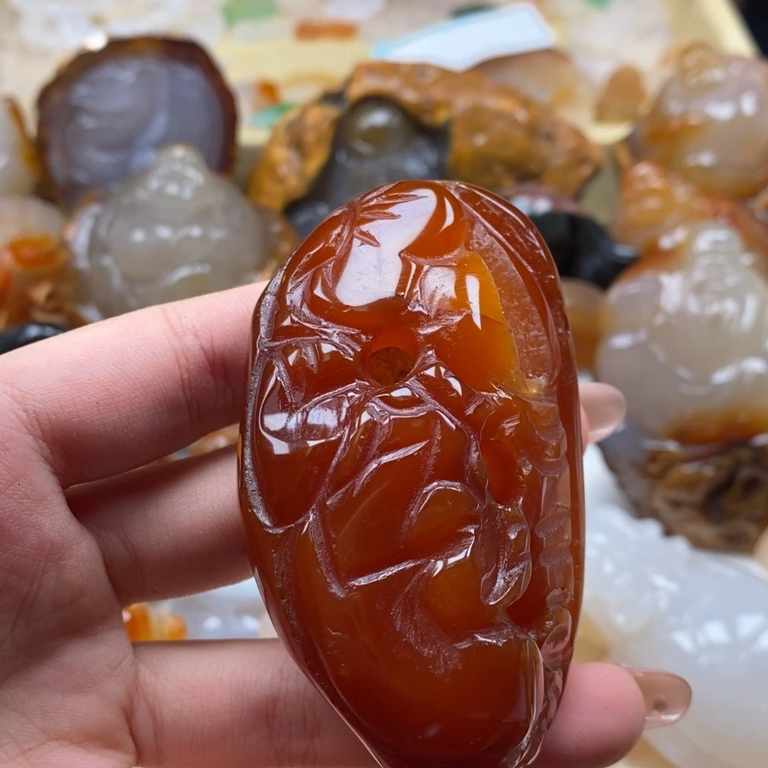 北***乡玛瑙/玉髓未镶嵌颈饰