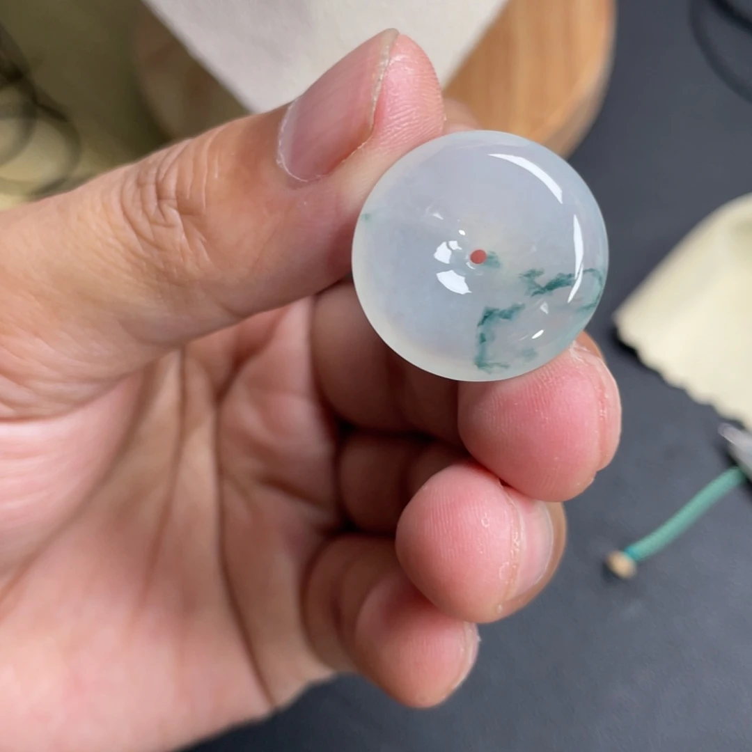 翡翠未镶嵌颈饰6374746585767