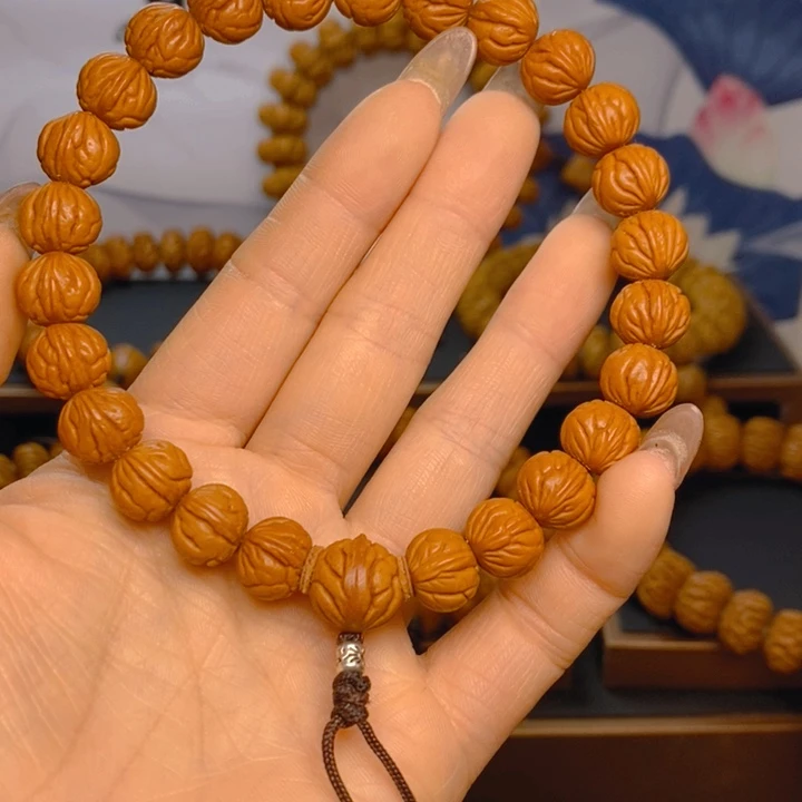 桃核吊坠精品玉龙脊1.1