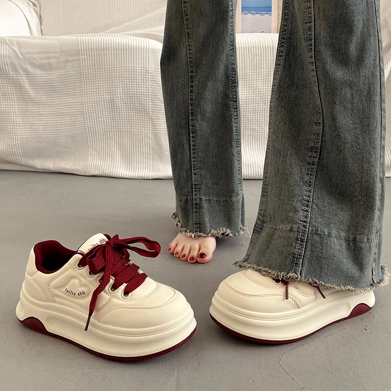 超火！爆款百搭厚底小白鞋女春夏季松糕增高板鞋2025新款休闲运动