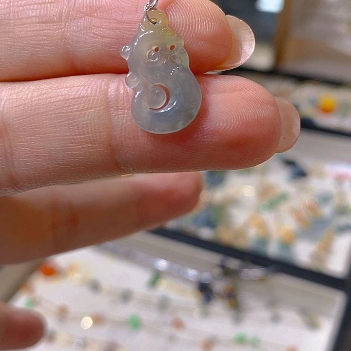 翡翠未镶嵌耳饰翡翠