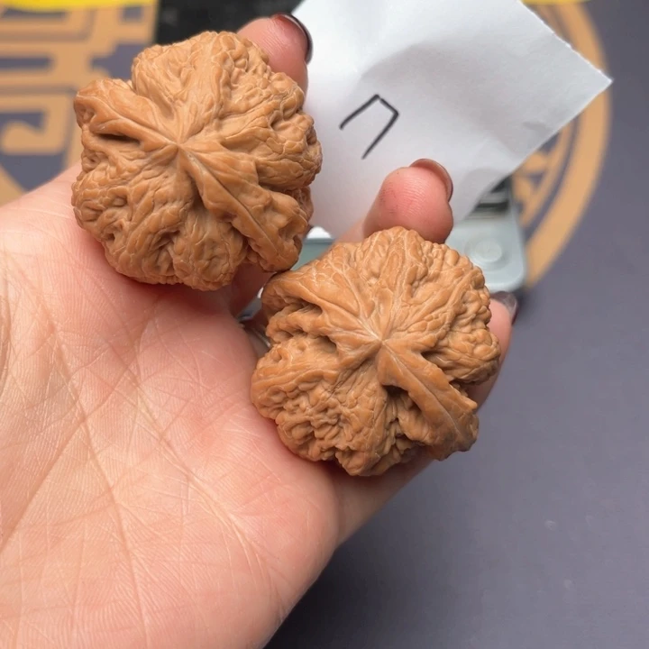 文玩核桃把件39大粗筋 17号