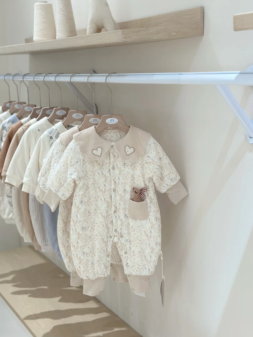 婴幼儿连体衣哈衣爬服北欧森林夹薄棉爱心连身衣9154026