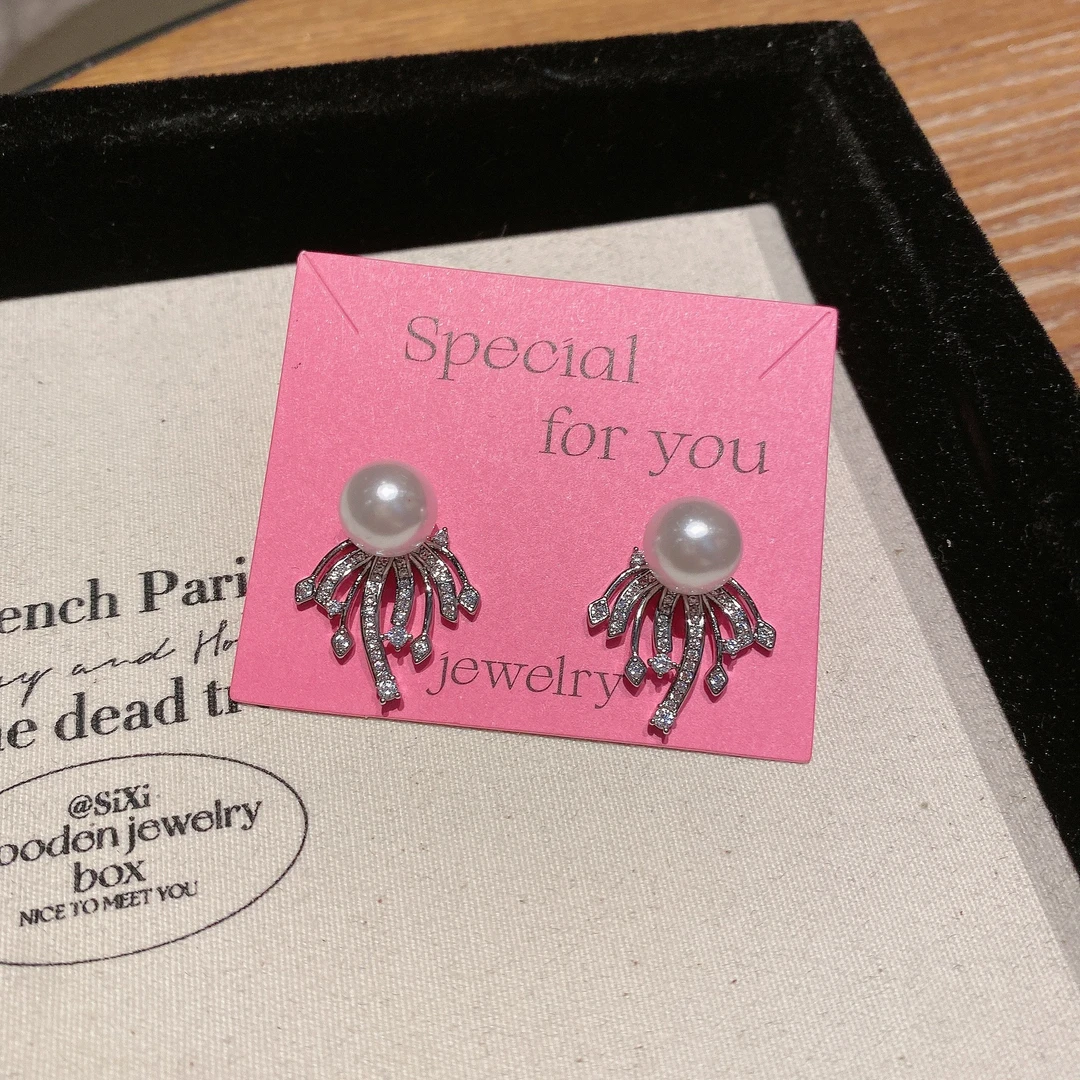 铜合金锆石耳饰 超美烟花轻奢精致高级满钻珍珠小众设计耳钉耳环