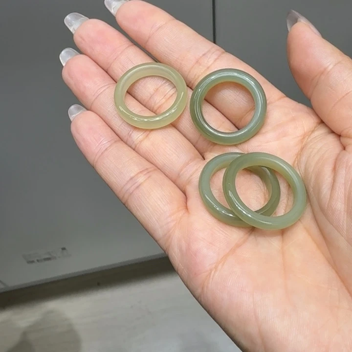 和田玉未镶嵌颈饰拍一发一多样性发货