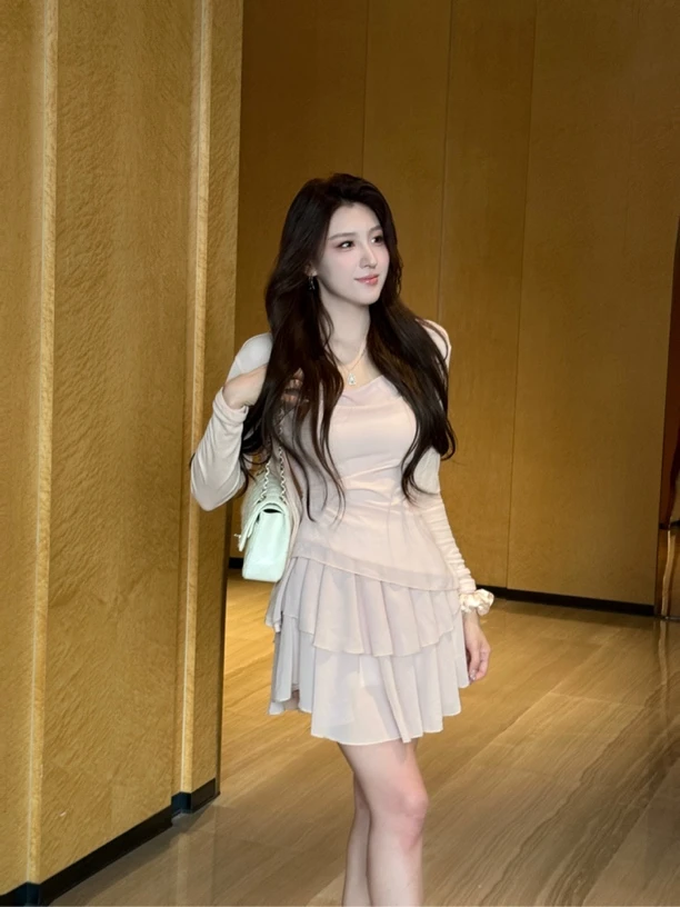 纯欲甜辣性感显瘦网纱吊带上衣开衫+高腰蛋糕短裙两件套