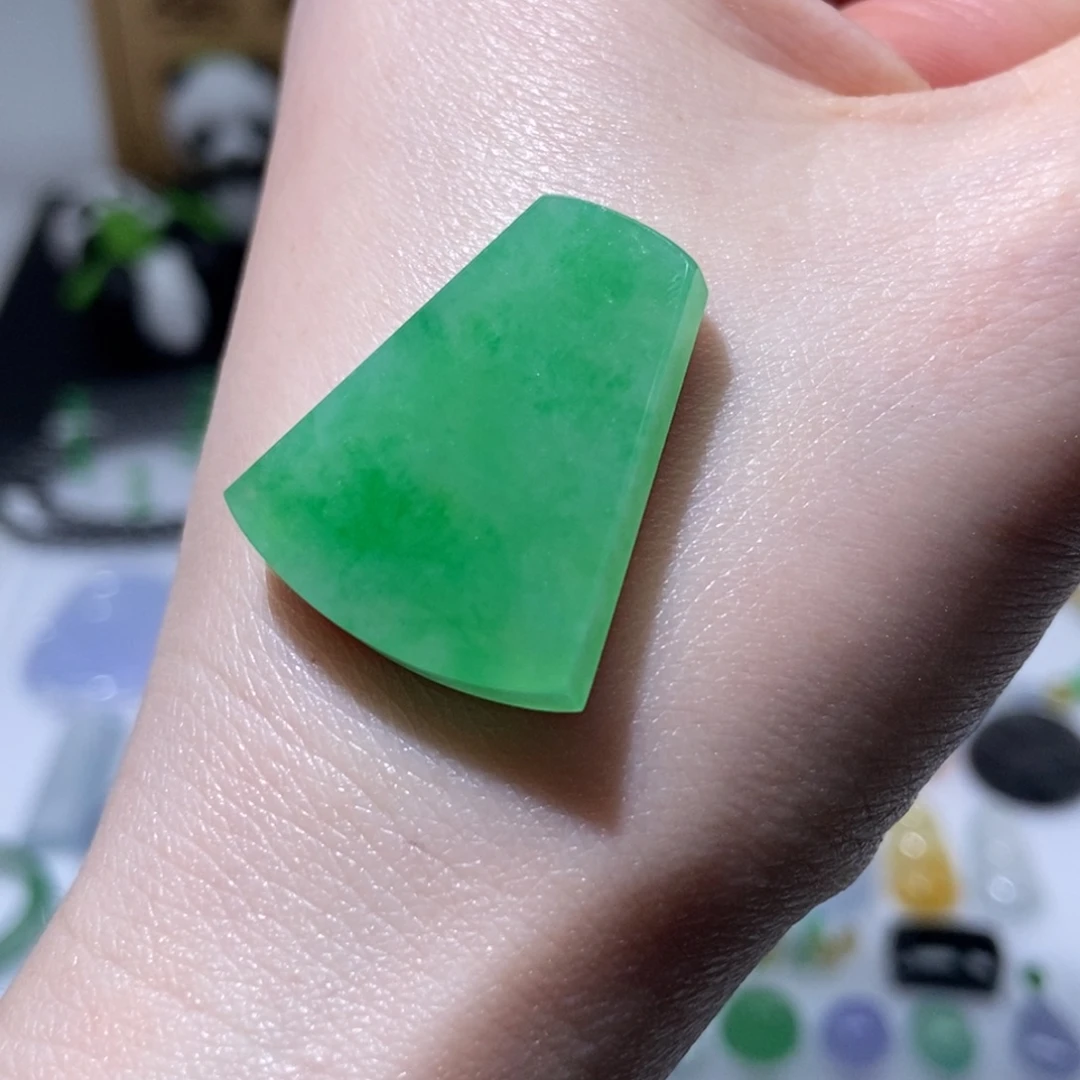 定制翡翠未镶嵌翡翠24.8/21/3.8