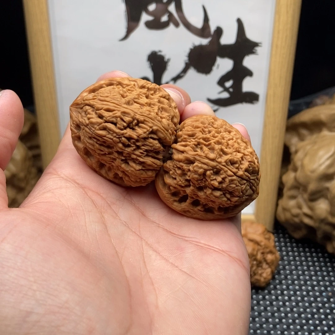 文玩核桃把件40南疆石