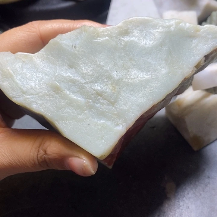 透闪石质玉未镶嵌珠宝半成品
