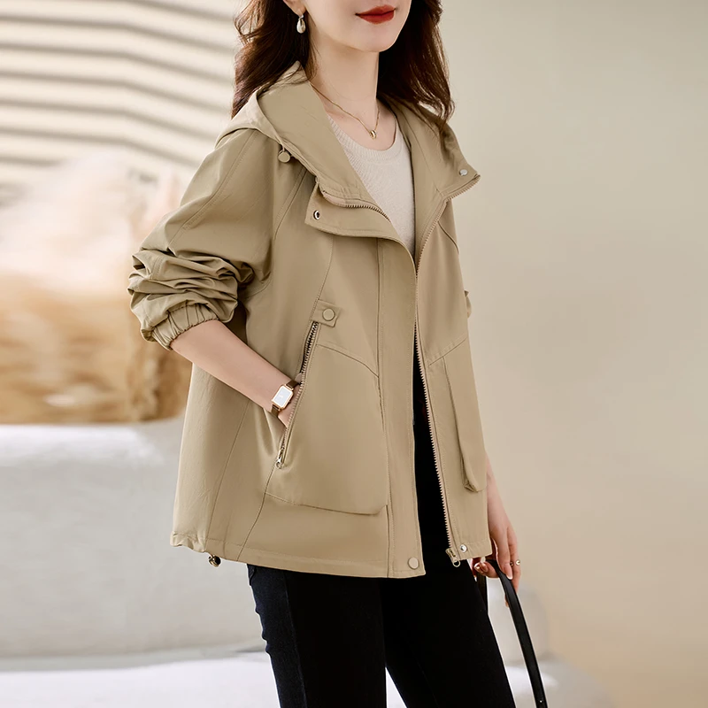 高端风衣女春秋季2025新款设计感爆款小个子宽松短款外套连帽上衣