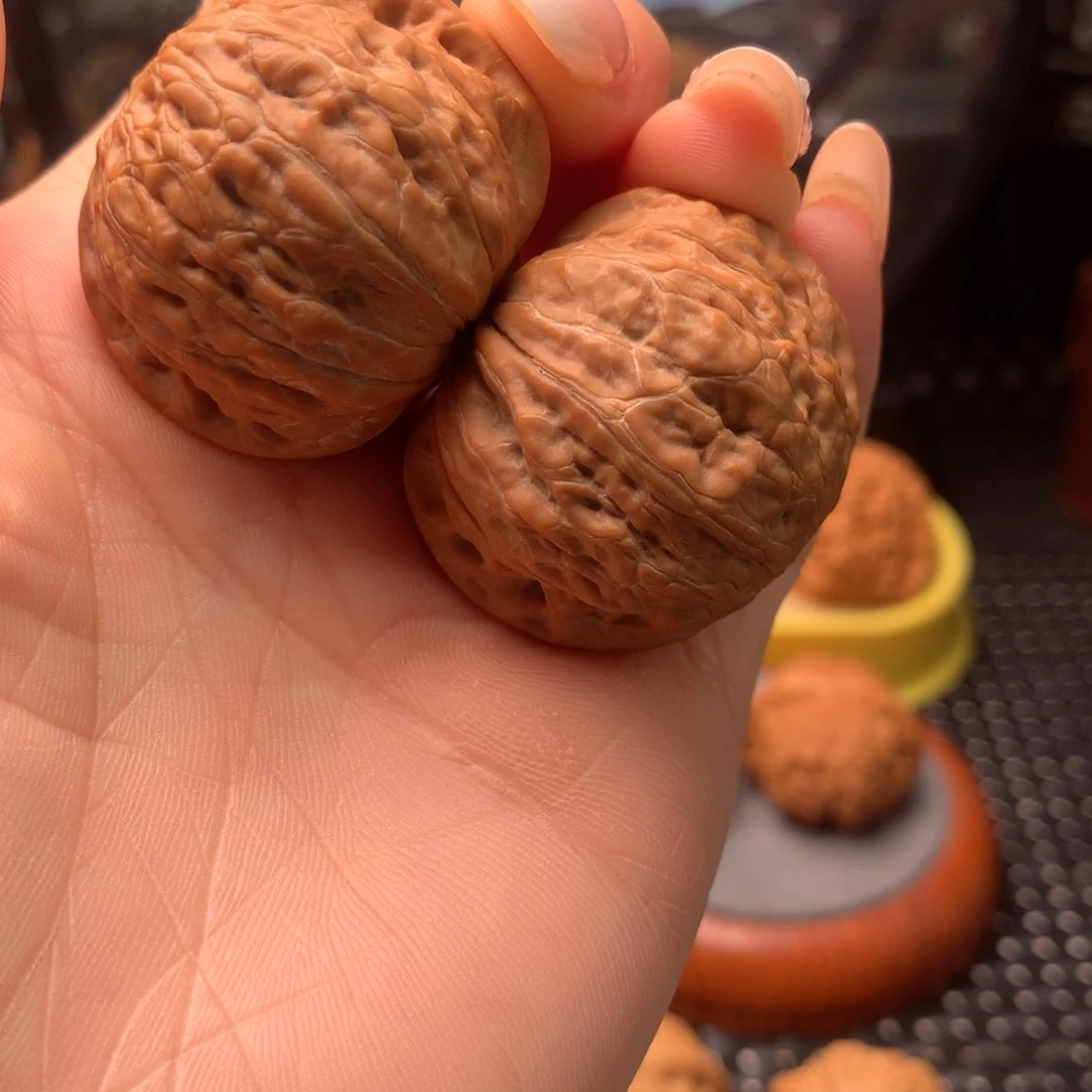 文玩核桃吊坠铁锤全品。 6号