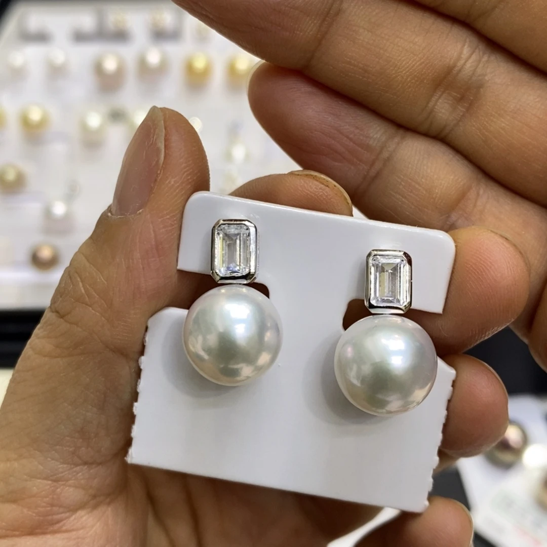 淡水珍珠银S925镶嵌耳饰