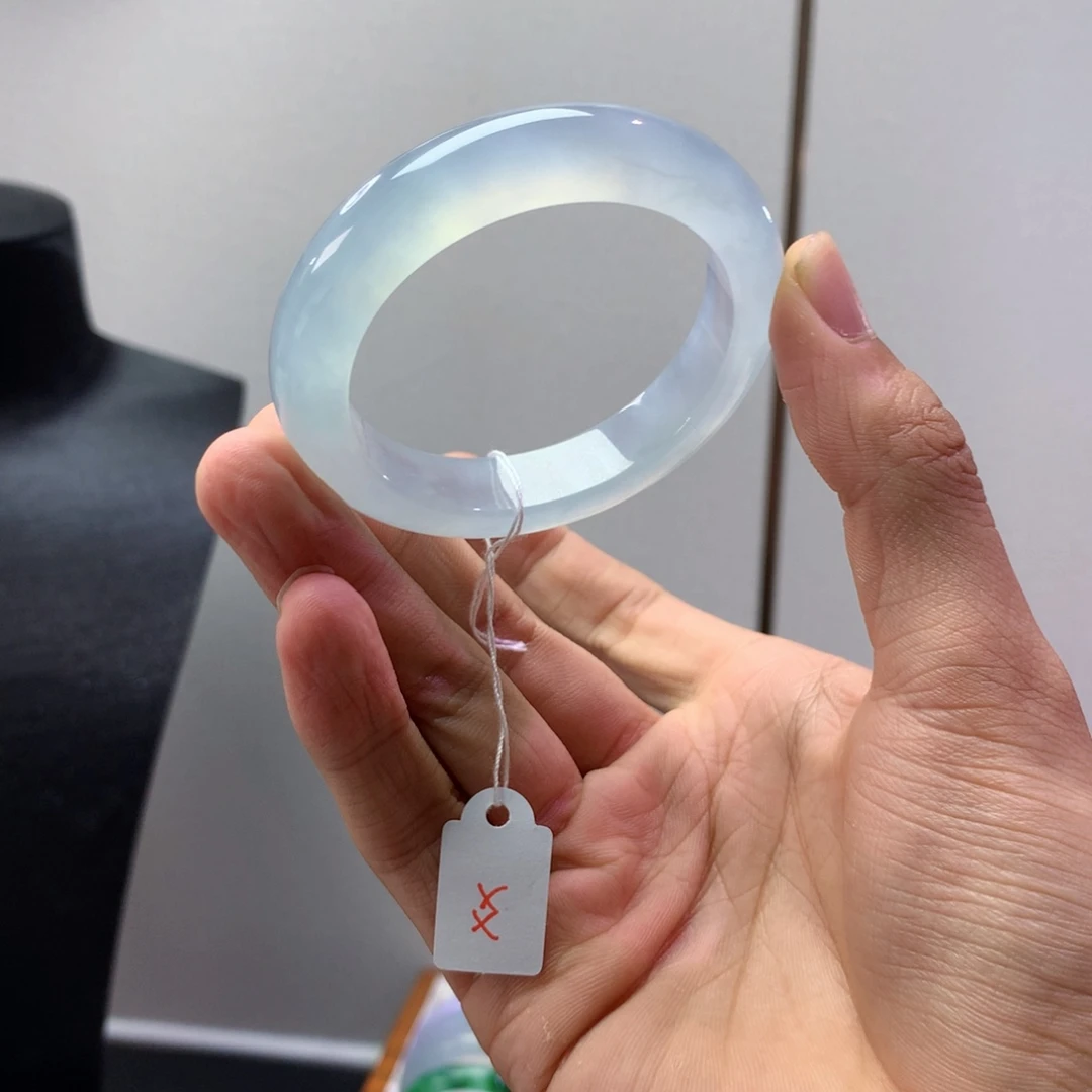 翡翠未镶嵌手镯闪购10