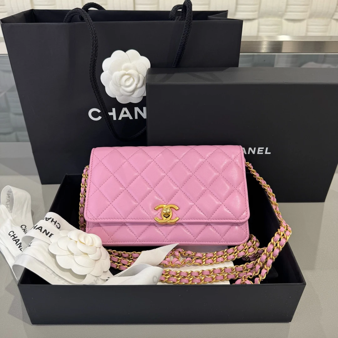 95新 Chanel/香奈儿 悦奢臻选/23p/新款/淡紫色/woc/斜挎包/芯片